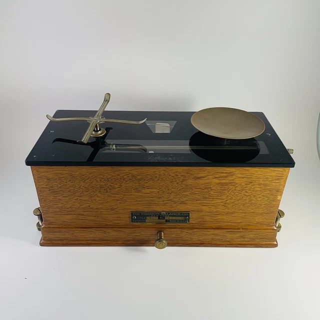 Antique Vintage Torsion Balance Co. Scale 500 Gram Capacity Style 4546 USA Works