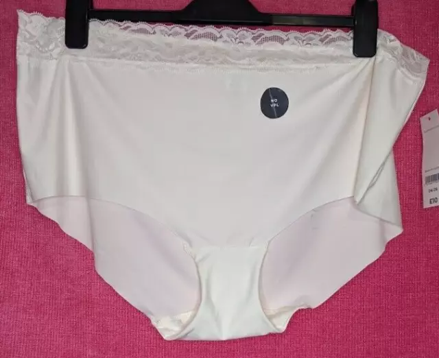 ONE PAIRS OF Bonmarche Smooth Curves Briefs, Knickers, NO VPL, Size 24/26,  NEW £6.95 - PicClick UK