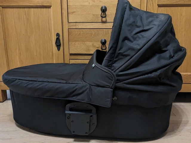 Mamas and papas clearance zoom carrycot