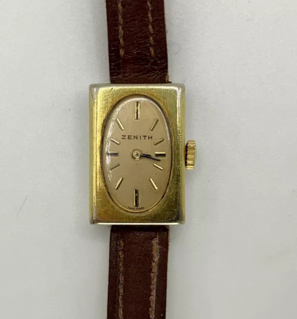 Montre vintage rectangulaire deals