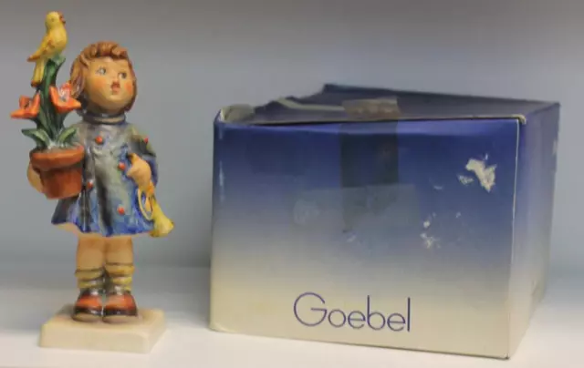 Goebel Hummel Figurine Congratulations HUM 17/0 TMK5 5 3/4" tall
