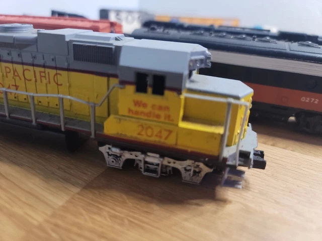 VTG Train Lot. Chessie Union Pacific New Haven Frisco Virginian soo line Tyco 3