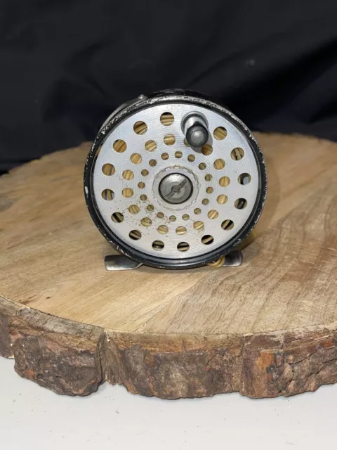 FISHING VINTAGE MARTIN 62 precision fly reel. Made in the USA. COLLECTIBLE!  Nice £43.74 - PicClick UK