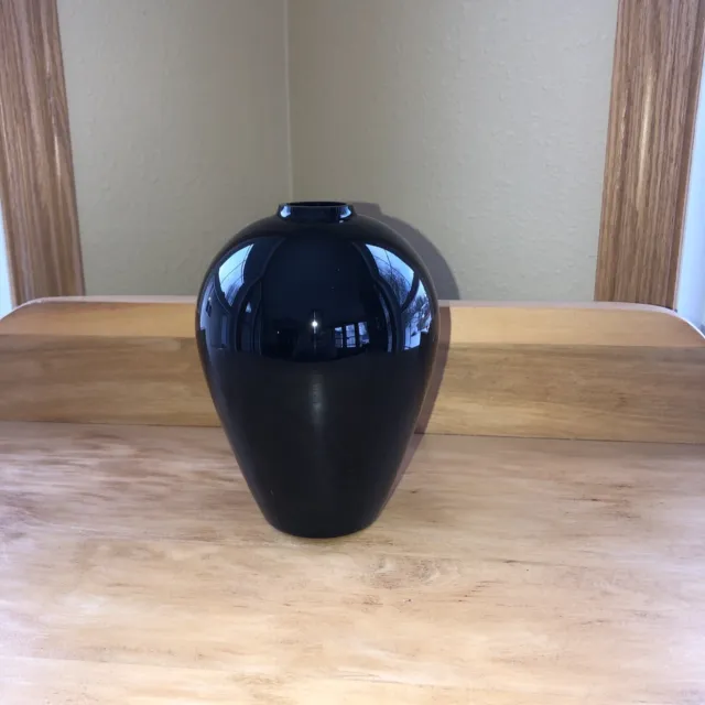 Laslo for Mikasa Art Glass Vase Black Vintage, Japan, Mid-Century Modern Sleek 3