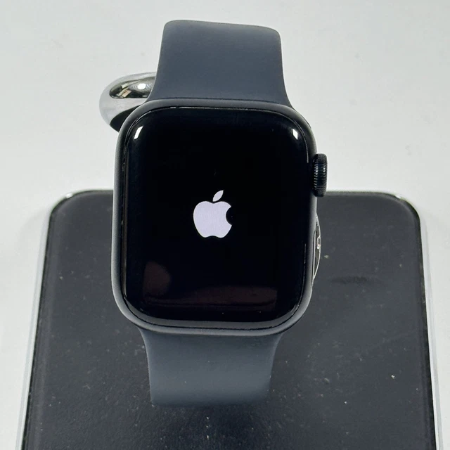 APPLE WATCH SERIES 9 Midnight GPS, 41mm With Sports Band - 🔋 BH 100% £