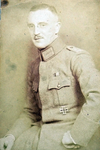 1917 Leipzig stolzer Offizier mit dem Eisernen Kreuz Portrait Foto