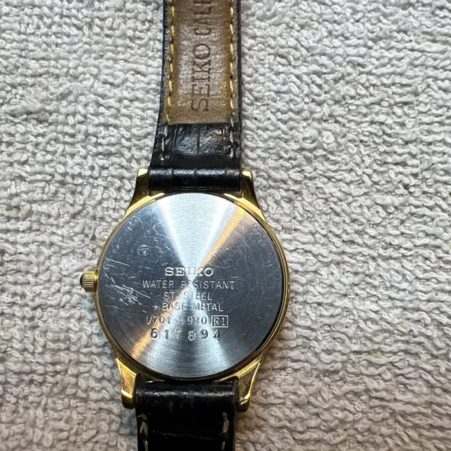 SEIKO V701-1930 R1 Ticking wrist watch Vintage Leather $15.00 - PicClick