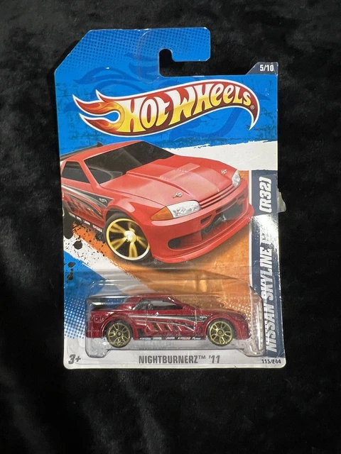 Hot Wheels Nissan Skyline 2000GT-R 2014 - Série City Night Burnerz, Couleur Turquoise, Jantes Or