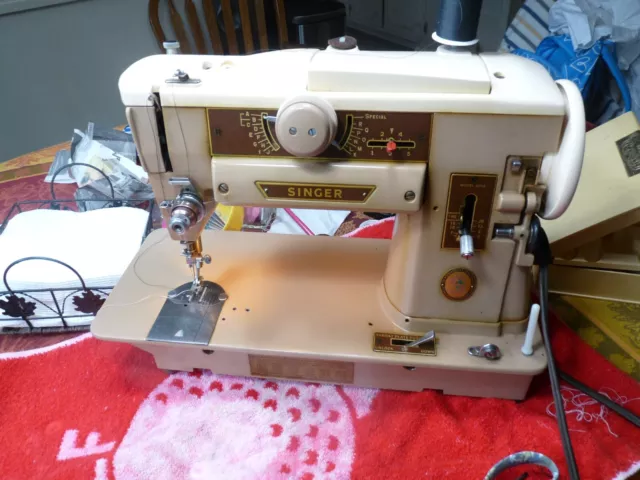 Singer Slant-O-Matic 401A Sewing Machine Reconditioned