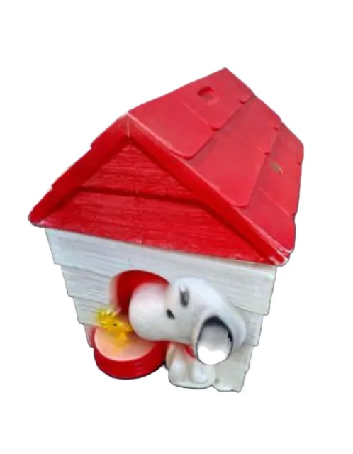 Vintage Blow Mold Plastic 1965 Snoopy Woodstock Dog House Toy Box Chest Storage