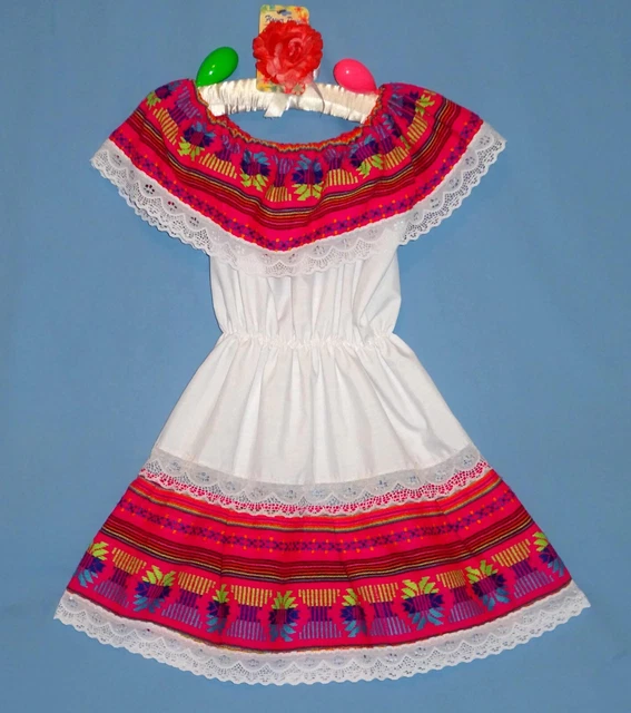 Download Mexican Kids Dancing Cinco De Mayo Background