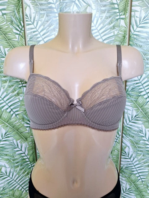 Soutien-gorge Lise Charmel Love Concerto - Taille 90B - Modèle Armature - Couleur Caviar Rubi