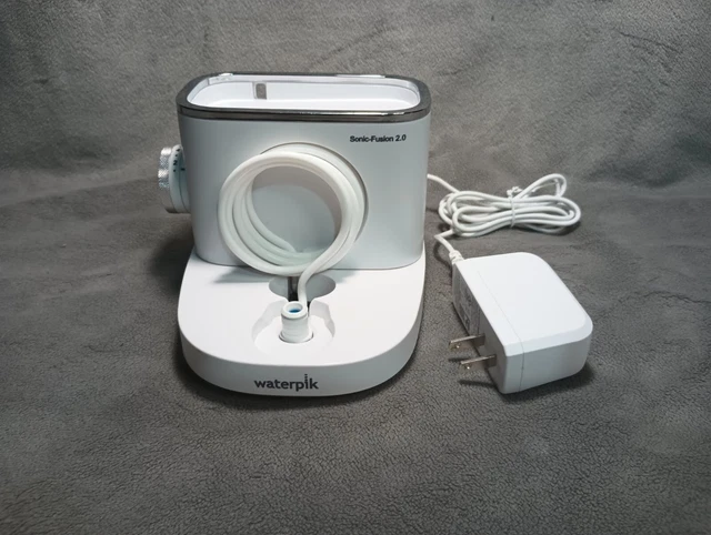 Waterpik SF-04CD010-1 Sonic-Fusion 2.0 Professional (READ DESCRIPTION)