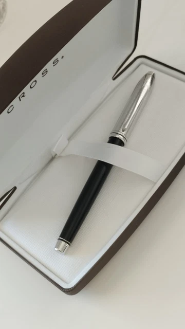 Stylo Bille Ferrari Da Varese - Nacre Et Capuchon Argent Massif 925 - Occasion, Stylo Prestige
