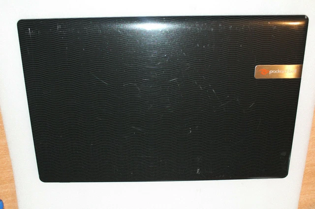 Plasturgie basse JTE46003703000 pour Packard bell Easynote ENTG71BM