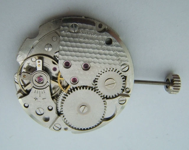 Mouvement Suisse France Ebauche FE 7220 Quartz - Disque Date Blanc, 3 Aiguilles, Neuf Sans étiquette