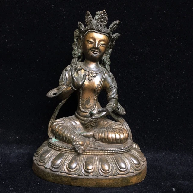 Chinese Exquisite Handmade Bronze gilt Guanyin statue
