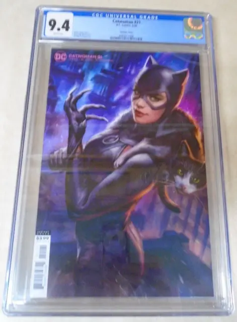 Catwoman Issue #21 Comic. CGC Graded 9.4. Ian MacDonald Variant Cover. DC 2020