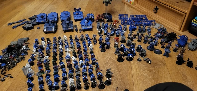 Dadi Lupi Spaziali (16 Pezzi) – Warhammer 40.000 – Adeptus Astartes – NUOVO