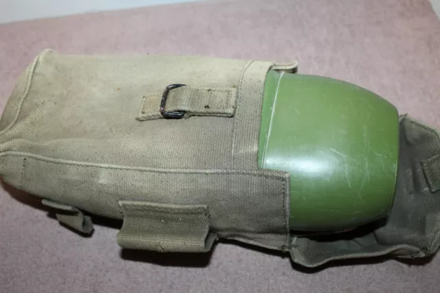 Original Pre 1991 Iraqi Army Marked Lg Green Plastic Canteen w/Cup & Carrier