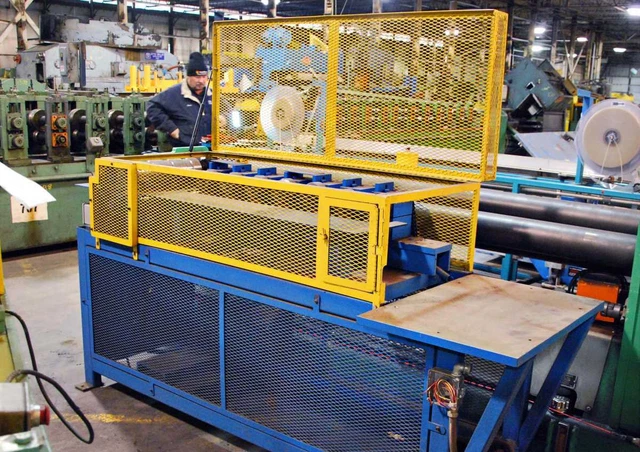 7 Stand x 1" x 1 1/2" CUSTOM Cantilever-Style Rollformer