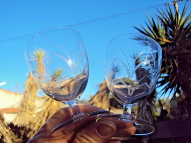 baccarat lot de deux verres à porto en cristal gravé Art Déco début 20 ème