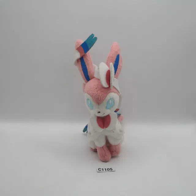 Sylveon Shiny Pelúcia Pokémo Center Eevee Evolução 23cm