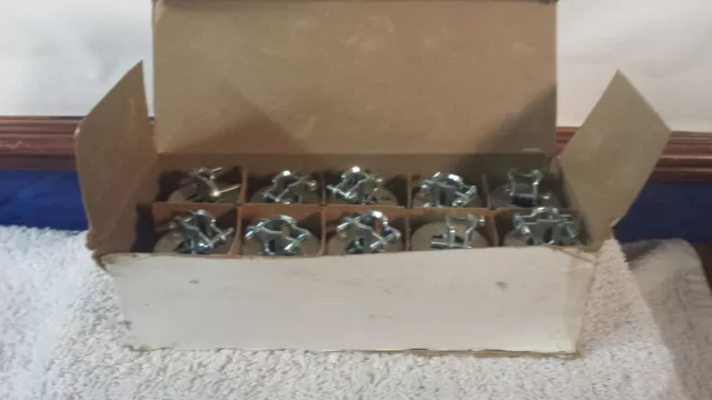 New Box of 10 Arrow Hart Connector Body T and I slots 5374 Free Shipping 110 V