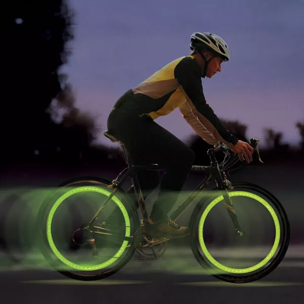 LED Ruota LUCE Valvola Ricambi Tappo Bici Moto Auto ATTIVAZIONE A MOVIMENTO oi