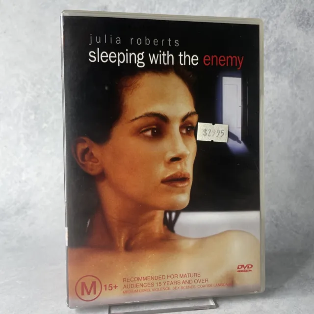 https://www.picclickimg.com/IzgAAOSwQgZld54R/Sleeping-With-The-Enemy-DVD-1991-Free.webp