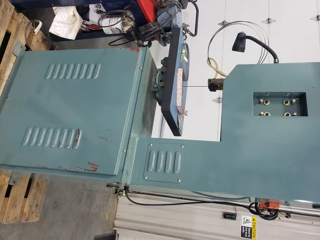 Enco vertical bandsaw