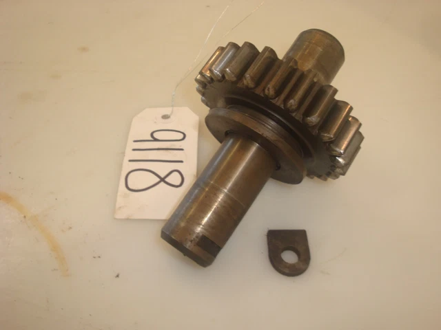 1969 Allis Chalmers 180 Diesel Tractor Transmission Idler Gear Shaft & Retainer