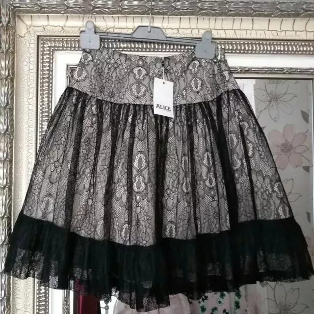 New ALICE TEMPERLEY Ladies Ivory Black Lace Tiered Hem Tulle Party Skirt UK 10