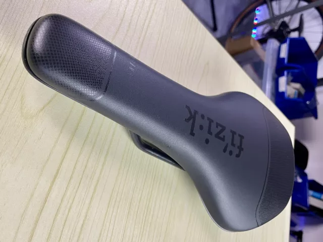 Sella Bici Corsa , Mtb  Fizik Taiga Nera Regular