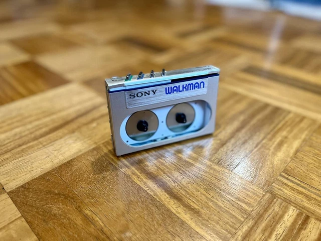 SONY WM-20 WALKMAN cassette player free shipping from japan SONY WM-20 WALKMAN cassette player free shipping from japan