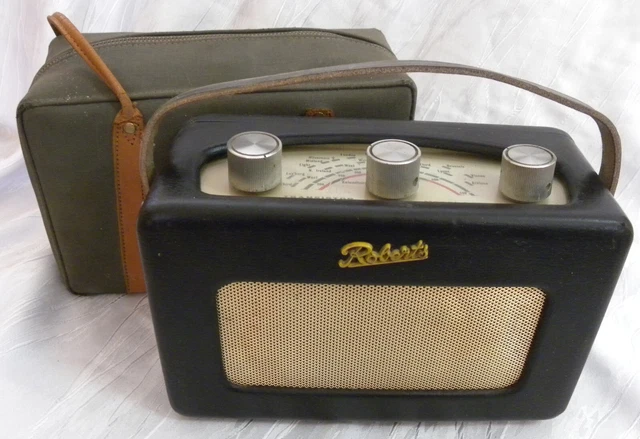 ROBERTS R200 VINTAGE Radio with Original Carry Case - spares or repairs ...