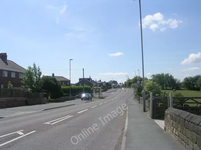 Photo 6x4 Gildersome Lane - viewed from New Lane Cockersdale  c2011