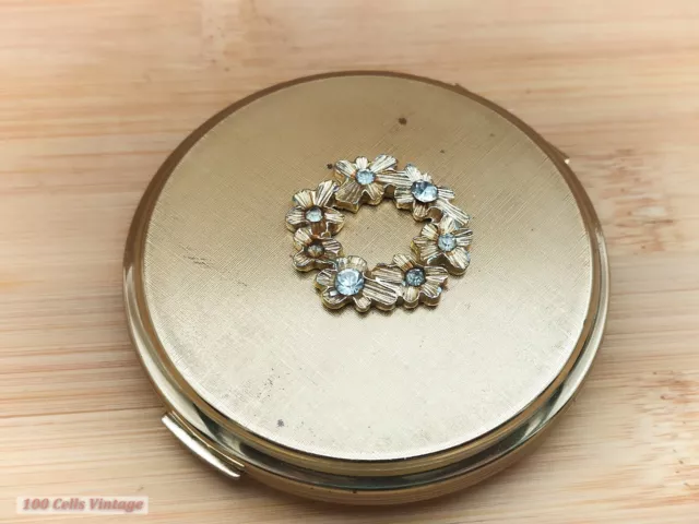 Stratton Gold Tone Floral with Diamantes-Vintage Ladies Powder Compact -0ma