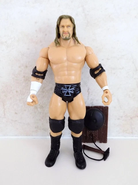 TRIPLE H PURPLE Attire WWF Jakks Wrestling Figure WWE Ruthless 