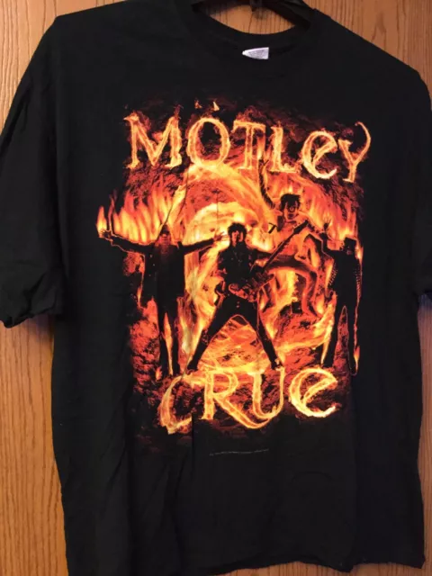 Motley Crue - Las Vegas.    2013 Black Shirt.