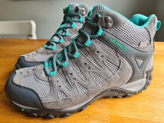 Women's Merrell Waterproof Hiking/Walking Boots - Size 6