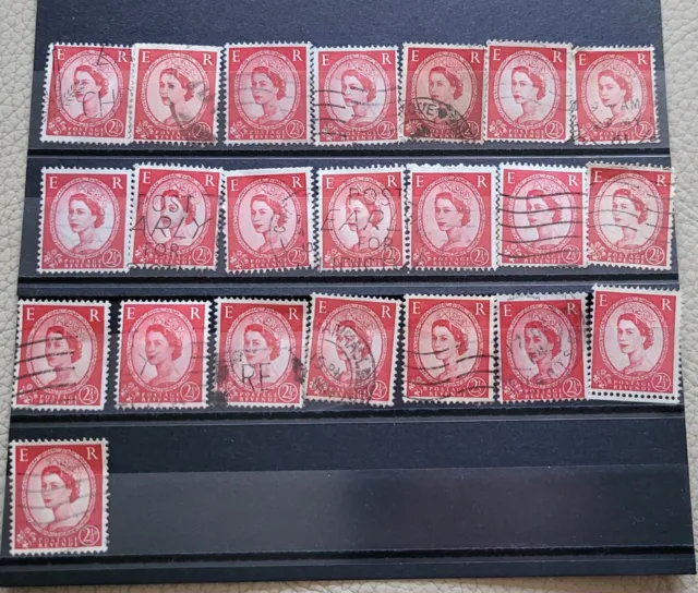 ER Postage Revenue 2 1/2 d Red Queen Elizabeth II Off Paper (22 Stamps)