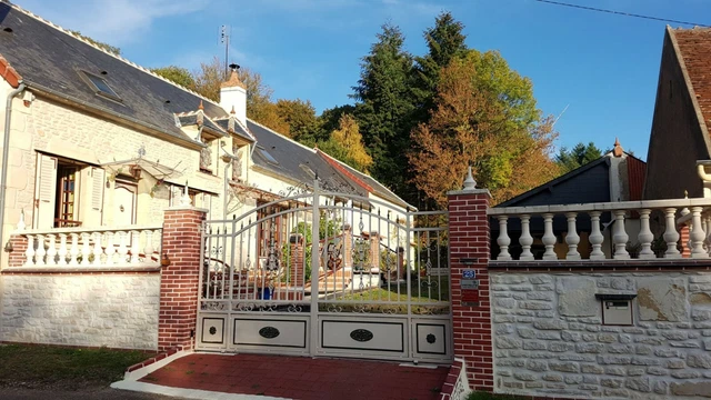 Belle Proriete  Au Charme  Atypique En Bourgone 3