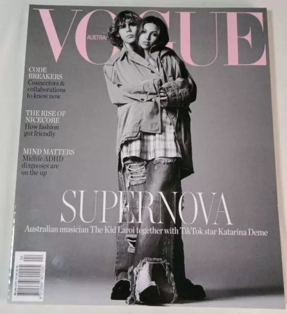 Vogue Australia Magazine April 2022