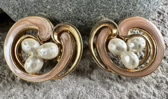 Signed Avon Gold Tone Enamel Faux Pearl Vintage Clip On Earrings