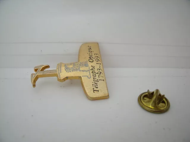 Pin's Pin Badge BICENTENAIRE TELEGRAPHE OPTIQUE 1793-1993 OPTICAL TELEGRAPH TOP 3