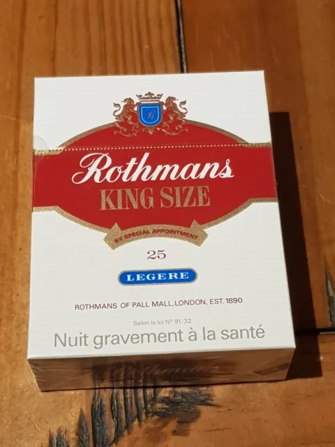 Ancien Paquet De Cigarettes Rothmans International pour collection