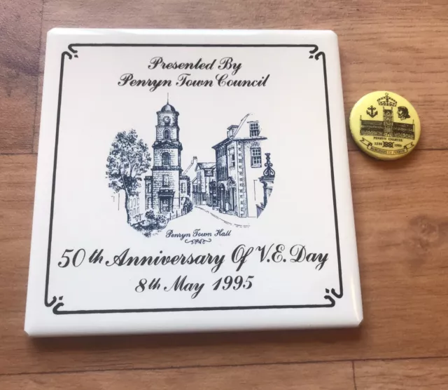 Penryn Town Council VE DAY 8th MAY 1995 50th ANNIVERSARY Ceramic + Charter Badge