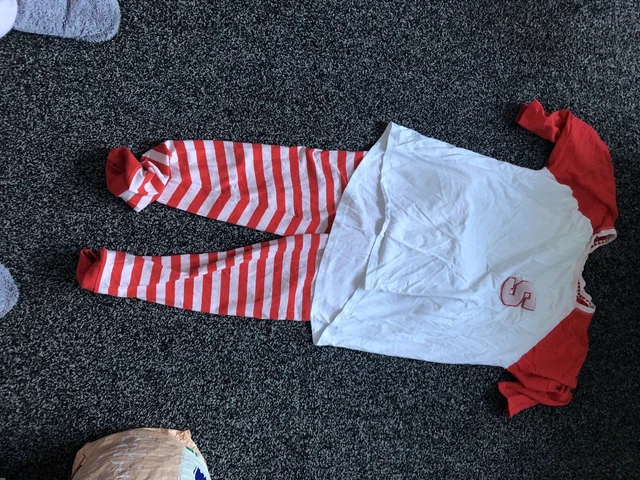 Saffron hotsell barker pyjamas