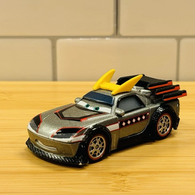 Mattel Cars 3 Diecast Auto – Nicky B Im Maßstab 1:55, Mit Rollenden Rädern & Authentischem Filmdesign